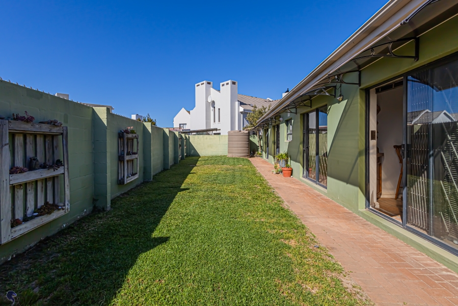 3 Bedroom Property for Sale in Country Club Western Cape